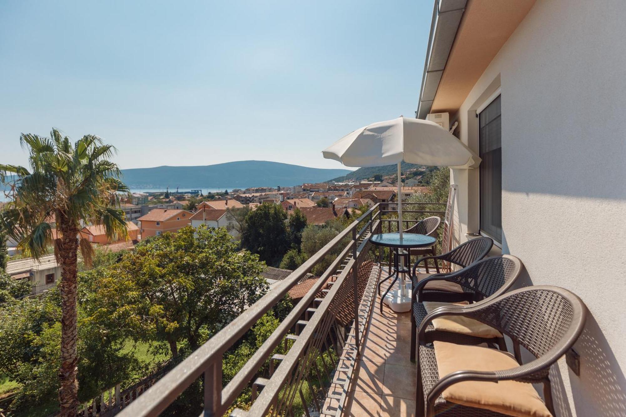 Villa Mia Apartments Bijela Ngoại thất bức ảnh