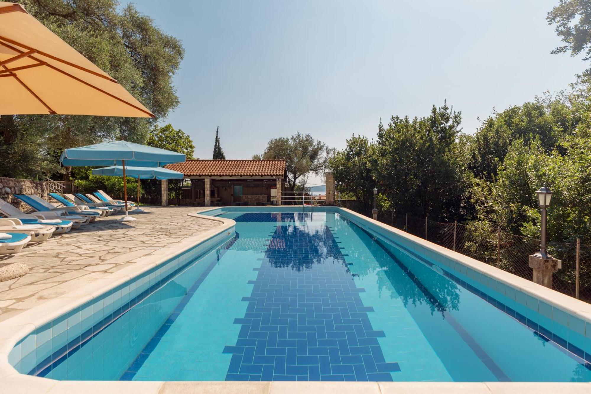 Villa Mia Apartments Bijela Ngoại thất bức ảnh