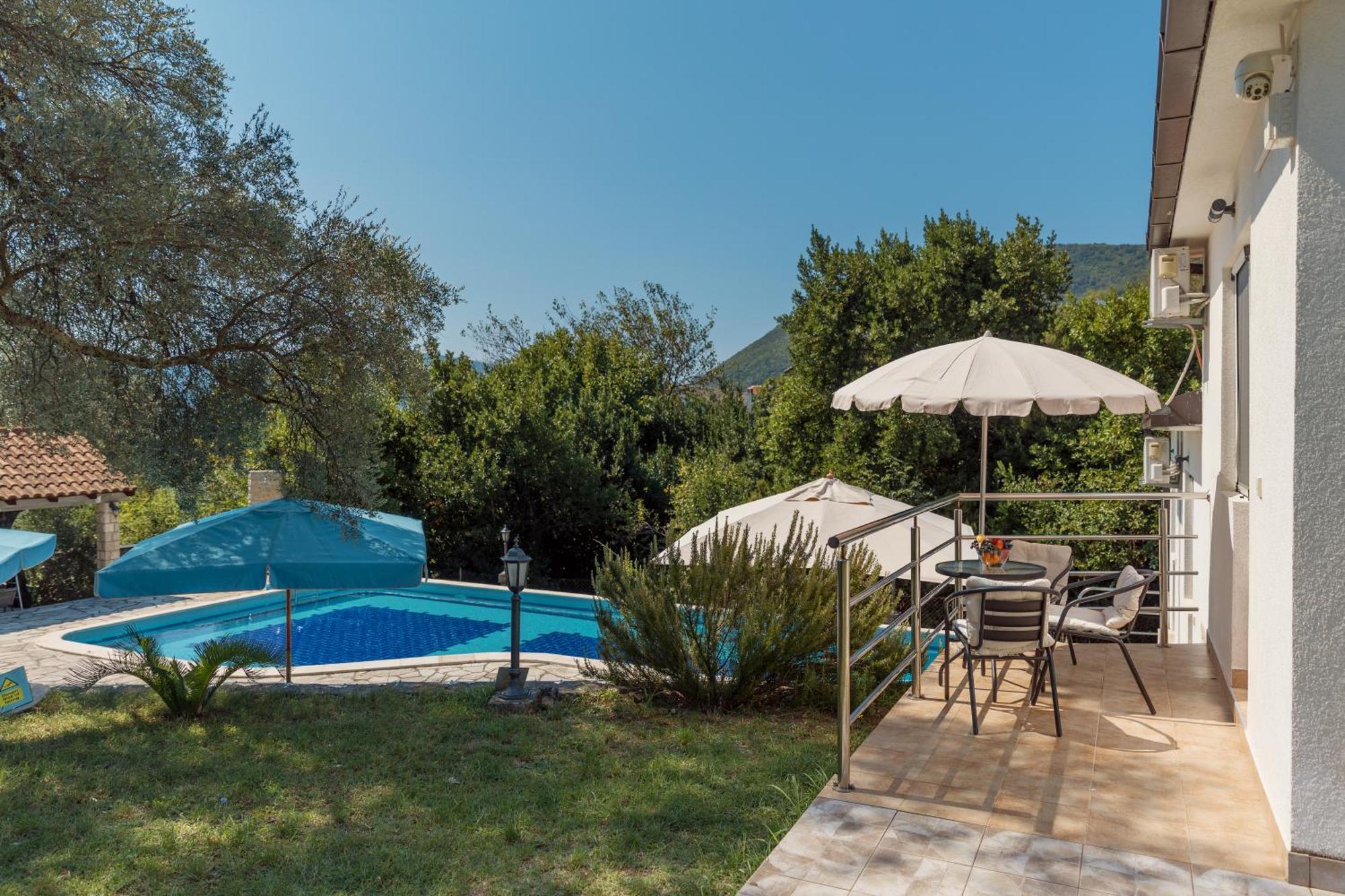 Villa Mia Apartments Bijela Ngoại thất bức ảnh