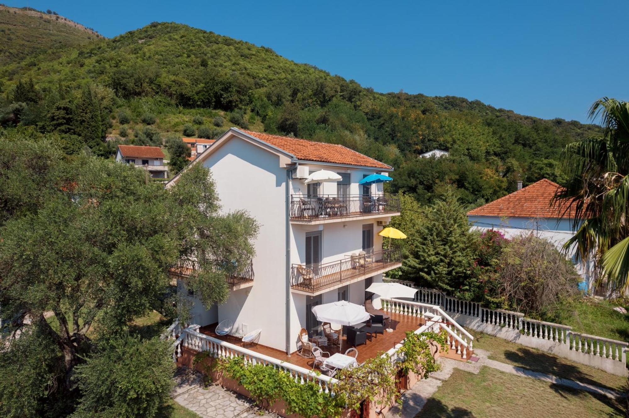 Villa Mia Apartments Bijela Ngoại thất bức ảnh